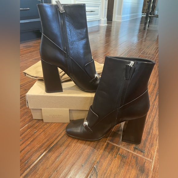NWT Burberry Brabant black leather boots size EU 39 / 8 - Picture 9 of 11